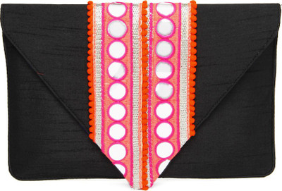 45% OFF on Anouk Premium Women Party Black Fabric Clutch 45% OFF on Anouk Premium Women Party Black Fabric Clutch