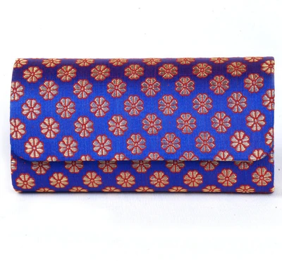 62% OFF on Favola Fairy Women Casual Purple Silk Clutch 62% OFF on Favola Fairy Women Casual Purple Silk Clutch