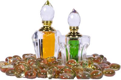 32% OFF on Sugandh Vatika Attar Combo Set