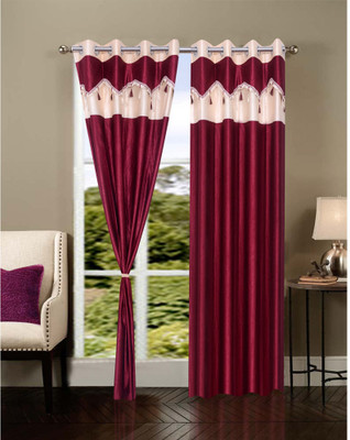 81% OFF on HomeZaara Polyester Multicolor Solid Eyelet Curtain