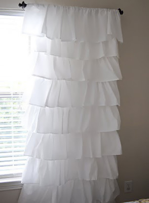 25% OFF on Schwof Cotton White Damask Eyelet Curtain 25% OFF on Schwof Cotton White Damask Eyelet Curtain