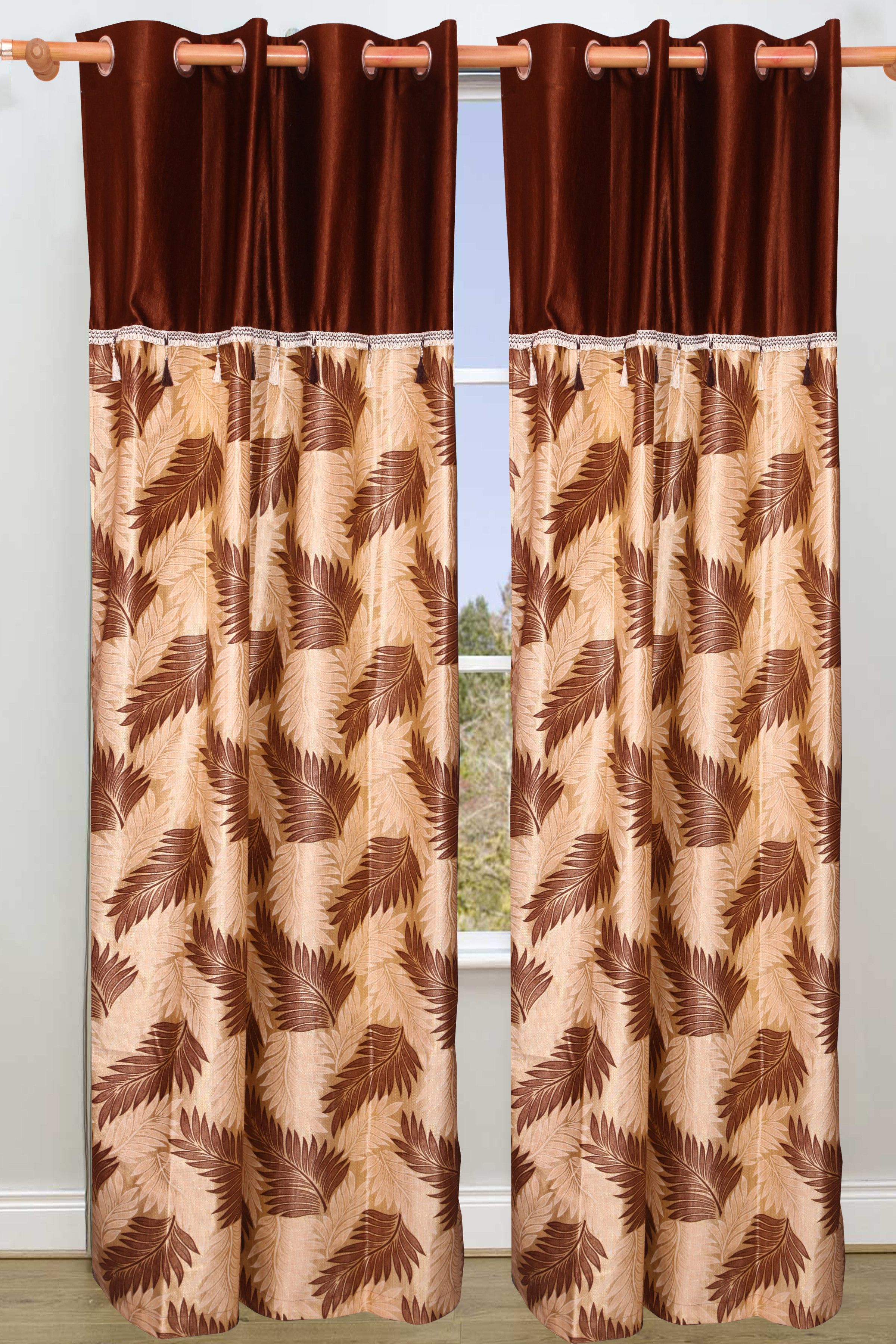 50% OFF on Vrinda Polyester Brown Polka Eyelet Curtain 50% OFF on Vrinda Polyester Brown Polka Eyelet Curtain