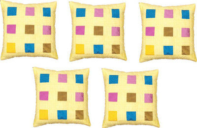 53% OFF on PumPum Solid Cushions Cover 53% OFF on PumPum Solid Cushions Cover