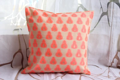 38% OFF on The Home Addiction Abstract Cushions Cover 38% OFF on The Home Addiction Abstract Cushions Cover