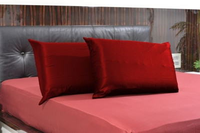 20% OFF on HotHaat Solid Pillows Cover 20% OFF on HotHaat Solid Pillows Cover