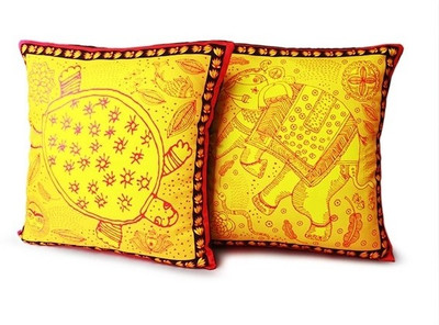 58% OFF on Mad(e) in India Abstract Cushions Cover