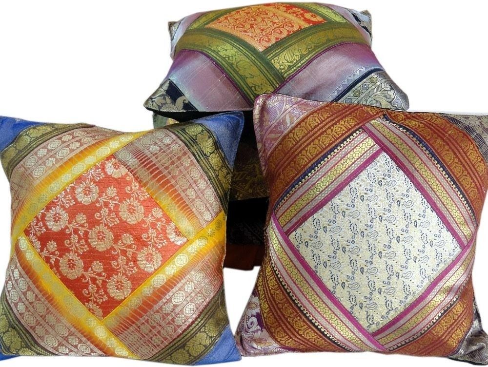 29% OFF on UFC Mart Damask Cushions Cover 29% OFF on UFC Mart Damask Cushions Cover