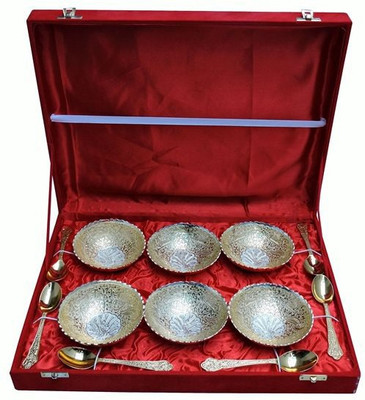 33% OFF on Royal Touch Brass Decorative Platter Silver, Gold, Pack of 12 33% OFF on Royal Touch Brass Decorative Platter Silver, Gold, Pack of 12