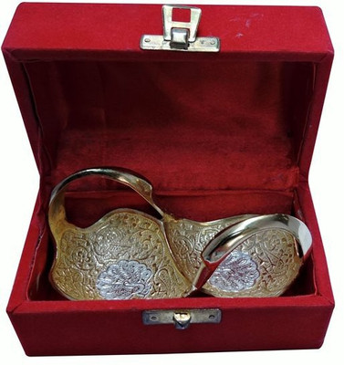 33% OFF on Royal Touch Brass Decorative Platter Silver, Gold, Pack of 2 33% OFF on Royal Touch Brass Decorative Platter Silver, Gold, Pack of 2