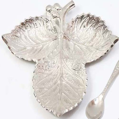 9% OFF on Ghasitaram Gifts Brass Decorative Platter Silver 9% OFF on Ghasitaram Gifts Brass Decorative Platter Silver