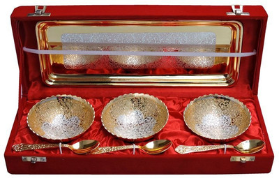 33% OFF on Royal Touch Brass Decorative Platter Silver, Gold, Pack of 7