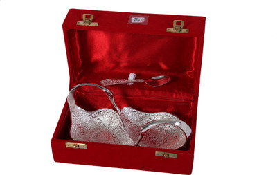 38% OFF on RajLaxmi Brass Decorative Platter Silver, Pack of 2 38% OFF on RajLaxmi Brass Decorative Platter Silver, Pack of 2