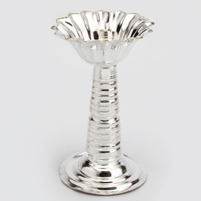 10% OFF on Ghasitaram Gifts Standing Diya Brass Decorative Platter Silver