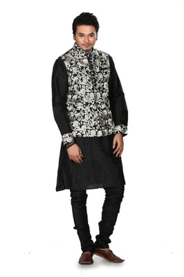 Prapti Men's Kurta and Pyjama Set