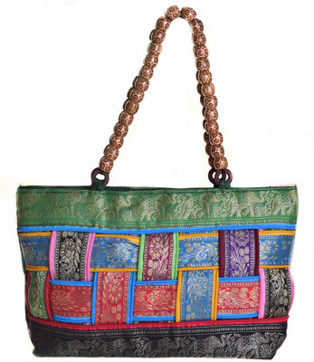 44% OFF on Baghut New Niwaar Chain Stylish Hand-held Bag Green-04