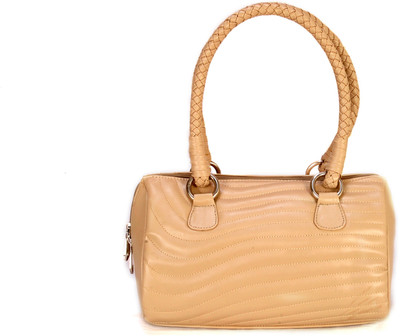 26% OFF on SG Collection Quilted Wave Hand-held Bag Beige 26% OFF on SG Collection Quilted Wave Hand-held Bag Beige