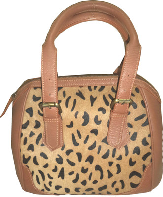 54% OFF on Romari Genuine Leather Hand-held Bag Tan 54% OFF on Romari Genuine Leather Hand-held Bag Tan