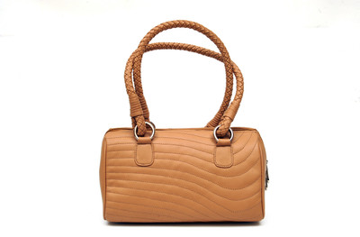 21% OFF on SG Collection Quilted Wave Hand-held Bag Tan 21% OFF on SG Collection Quilted Wave Hand-held Bag Tan