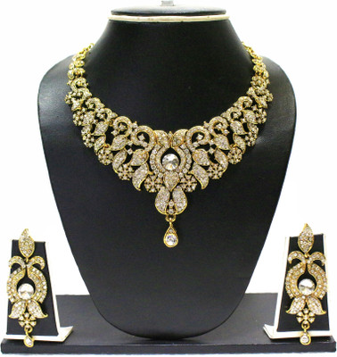 76% OFF on Zaveri Pearls Alloy Jewel Set White 76% OFF on Zaveri Pearls Alloy Jewel Set White
