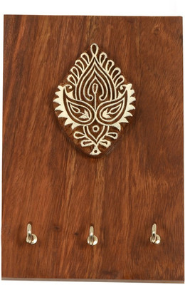 42% OFF on ExclusiveLane Sheesham Wood Pejli Block Wooden Key Holder 42% OFF on ExclusiveLane Sheesham Wood Pejli Block Wooden Key Holder