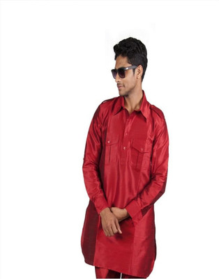 53% OFF on Vivyaan Solid Men's Straight Kurta