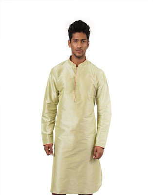 50% OFF on Vivyaan Solid Men's Straight Kurta