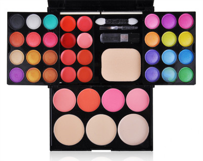 8% OFF on ADS Fashion Make-up Kit Pack of 1 8% OFF on ADS Fashion Make-up Kit Pack of 1