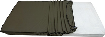 15% OFF on Dream Care Polycotton King Bed Cover