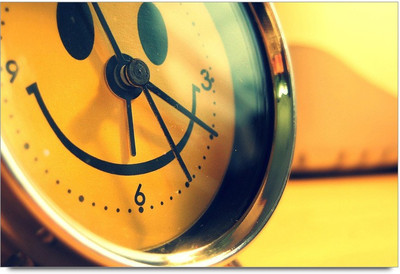 75% OFF on Smily Clock Paper Print
