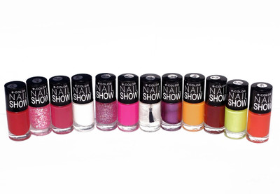 49% OFF on V-Color Nail Show 72 ml Multicolor Set 3 49% OFF on V-Color Nail Show 72 ml Multicolor Set 3
