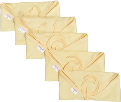 4% OFF on Pompom Sweethearts New Born Must Have Triangle Nappy Set Of 5 4% OFF on Pompom Sweethearts New Born Must Have Triangle Nappy Set Of 5