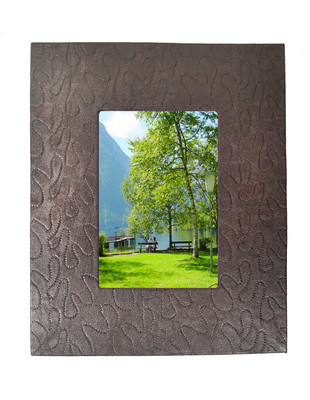 33% OFF on Pindia Wood Photo Frame 33% OFF on Pindia Wood Photo Frame