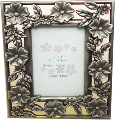 27% OFF on imported Glass Photo Frame 27% OFF on imported Glass Photo Frame