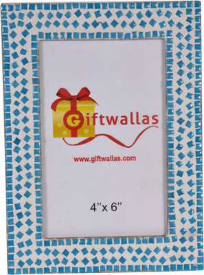 30% OFF on Giftwallas Glass Photo Frame
