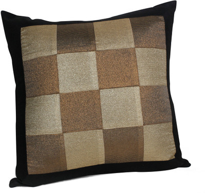 8% OFF on Furrball Bedspreads and More Checkered Decorative Cushion