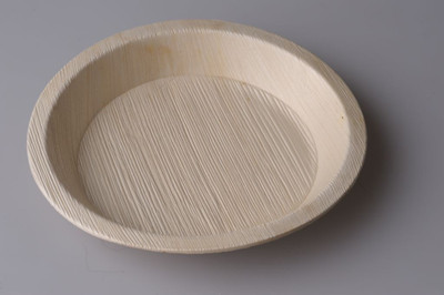 ArecaGoodPlates 203mm Round Hammered Wood Plate Beige, Pack of 30 ArecaGoodPlates 203mm Round Hammered Wood Plate Beige, Pack of 30