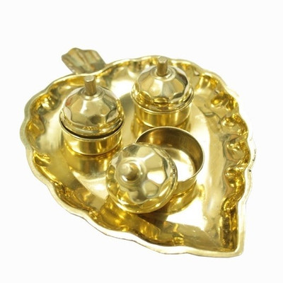 Vedic Vaani Leaf Shape Brass Pooja & Thali Set Vedic Vaani Leaf Shape Brass Pooja & Thali Set