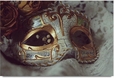 75% OFF on Amy Golden 3D Vintage Mask Paper Print 75% OFF on Amy Golden 3D Vintage Mask Paper Print