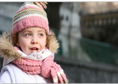 37% OFF on Cute Girl With ScaffPoster (18 x 12 Inches) by Shopkeeda Paper Print