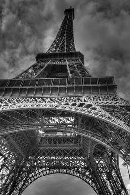 31% OFF on Eiffel Tower Paper Print 31% OFF on Eiffel Tower Paper Print