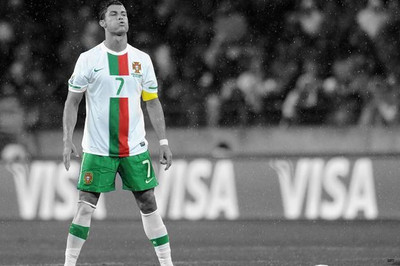 64% OFF on Cristiano Ronaldo Photographic Paper