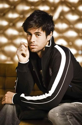 53% OFF on Da Vinci Posters Enrique Iglesias B Official Poster Fine Art Print