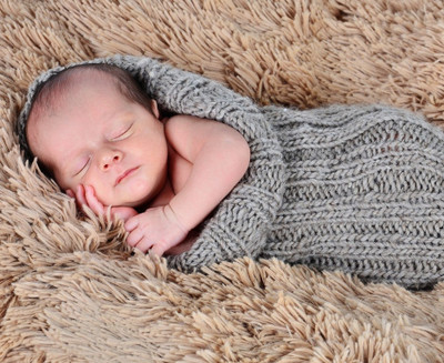 77% OFF on Painting Without Frame - Cute Baby Canvas Art