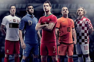 64% OFF on Football Euro Photographic Paper