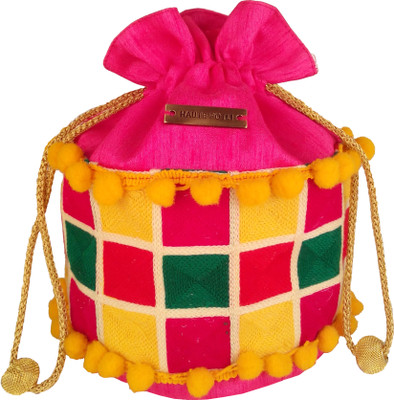 35% OFF on Haute Potli HP_Ethnic_Mu5 Potli Pink 35% OFF on Haute Potli HP_Ethnic_Mu5 Potli Pink