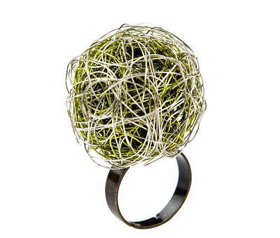 Magnifico Metal Ring