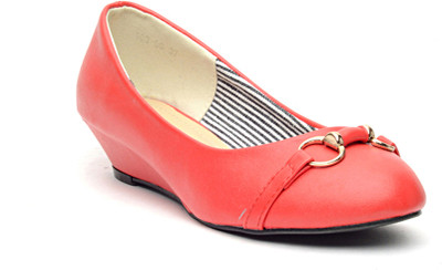 30% OFF on Pinq Chiq Wedges