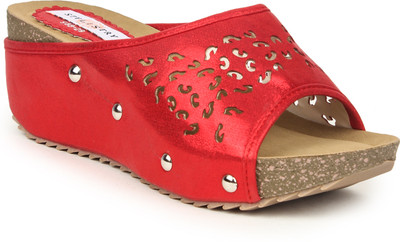 47% OFF on Stylistry Wedges