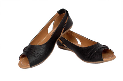 16% OFF on Studio 9 Flats 16% OFF on Studio 9 Flats