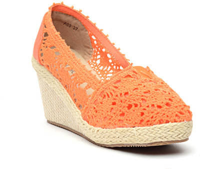 30% OFF on Pinq Chiq Wedges